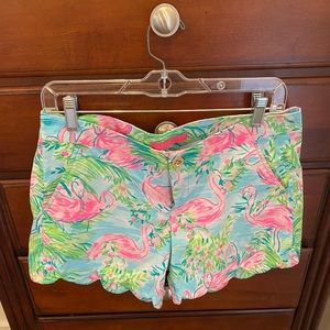 Lilly Pulitzer stretchy Callahan shorts. EUC. 4.